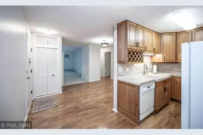 135 Viking Drive E #102, Little Canada, MN 55117 - Photo 3