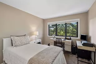 4501 Terracewood Dr, Bloomington, MN 55437 - Photo 23