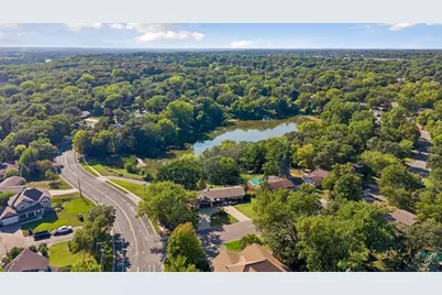 4501 Terracewood Drive, Bloomington, MN 55437 - Photo 3