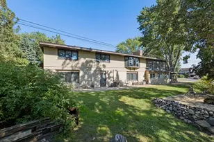 4501 Terracewood Dr, Bloomington, MN 55437 - Photo 39