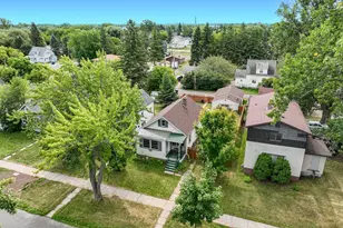 718 Broadway St, Superior, WI 54880 - Photo 23