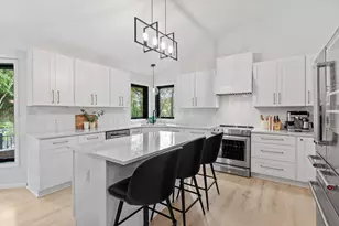13568 Flint Ln, Apple Valley, MN 55124 - Photo 9