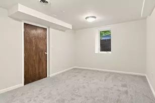 3237 Sheridan Ave N, Minneapolis, MN 55412 - Photo 35
