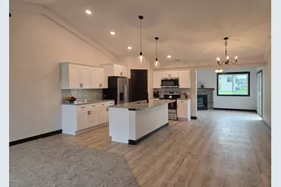 912 Katelyn Circle NE, Montgomery, MN 56069 - Photo 13