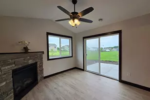 912 Katelyn Circle NE, Montgomery, MN 56069 - Photo 9