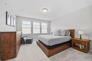 870 Mount Curve Blvd, Saint Paul, MN 55116 - Photo 23