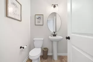 870 Mount Curve Blvd, Saint Paul, MN 55116 - Photo 17
