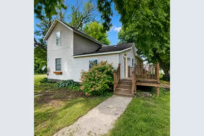 212 W Grant Street, Ceylon, MN 56121 - Photo 1