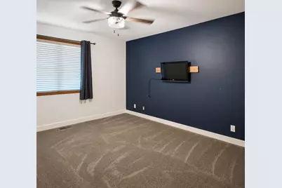 212 W Grant Street, Ceylon, MN 56121 - Photo 9