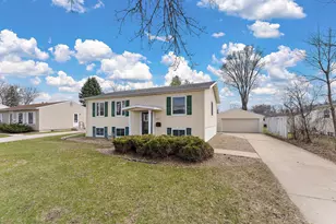 1866 38th St NW, Rochester, MN 55901 - Photo 1