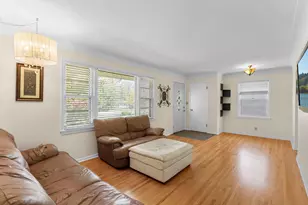 806 89th Ave NE, Blaine, MN 55434 - Photo 3