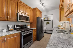 13471 Eveleth Way, Apple Valley, MN 55124 - Photo 15