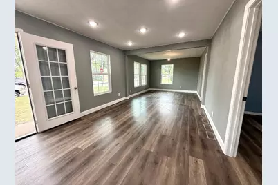 131 N Drury Street, Redwood Falls, MN 56283 - Photo 3
