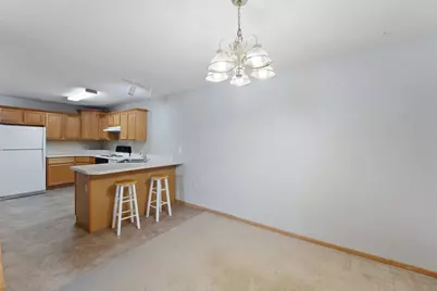 2462 Oakridge Circle, Hudson, WI 54016 - Photo 9