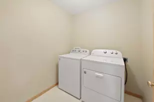 2462 Oakridge Cir, Hudson, WI 54016 - Photo 13