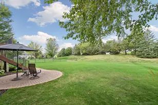 1542 Sparrow Rd, Waconia, MN 55387 - Photo 9