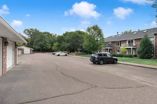6317 Alderwood Bay, Woodbury, MN 55125 - Photo 25
