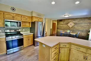 6319 Laurel Rd, Saint Cloud, MN 56303 - Photo 5