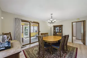 1474 Burke Ave E, Maplewood, MN 55109 - Photo 5