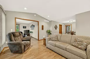 905 22nd St NE, Kasson, MN 55944 - Photo 11