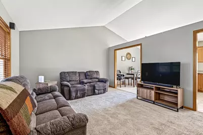 43 Nicholas Way, Hudson, WI 54016 - Photo 5