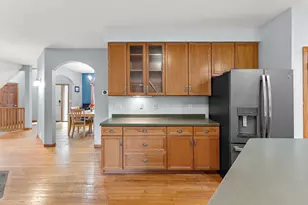 2554 Haller Ln E, Maplewood, MN 55119 - Photo 11