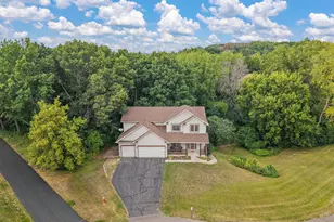 2554 Haller Ln E, Maplewood, MN 55119 - Photo 3
