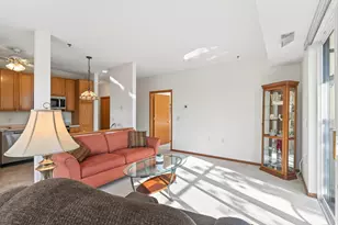 15001 Burnhaven Dr, Burnsville, MN 55306 - Photo 11
