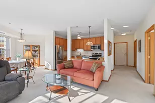 15001 Burnhaven Dr, Burnsville, MN 55306 - Photo 3