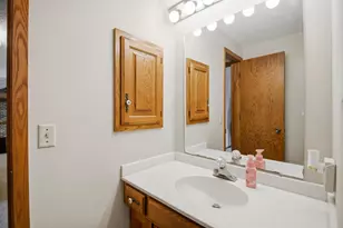2000 9th St SW, Austin, MN 55912 - Photo 31
