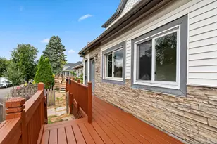 1097 Suburban Ave, Saint Paul, MN 55106 - Photo 3