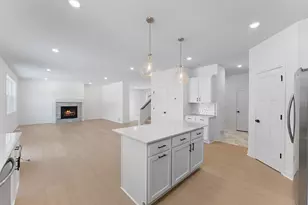 7975 41st Street N, Oakdale, MN 55128 - Photo 5