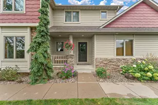 23140 Grandview Way, Lakeville, MN 55044 - Photo 7