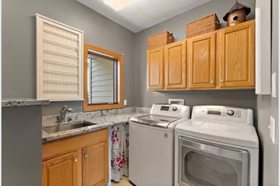 23140 Grandview Way, Lakeville, MN 55044 - Photo 33
