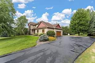 23140 Grandview Way, Lakeville, MN 55044 - Photo 5