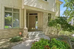 14817 Summit Oaks Dr, Burnsville, MN 55337 - Photo 3