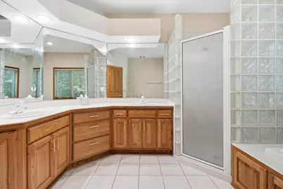 14817 Summit Oaks Drive, Burnsville, MN 55337 - Photo 21