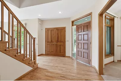 14817 Summit Oaks Drive, Burnsville, MN 55337 - Photo 5