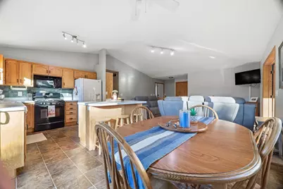 1475 Oak Ridge Circle, Monticello, MN 55362 - Photo 9