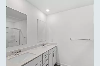 4226 Hayward Avenue N, Oakdale, MN 55128 - Photo 15