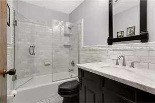 10250 Berkshire Rd, Bloomington, MN 55437 - Photo 17