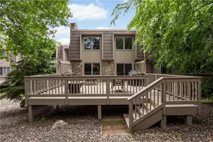 10250 Berkshire Rd, Bloomington, MN 55437 - Photo 21