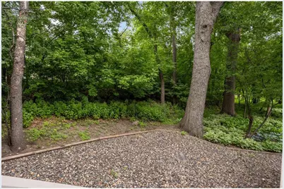 10250 Berkshire Road, Bloomington, MN 55437 - Photo 23