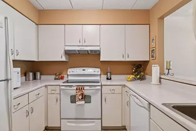 3320 Louisiana Avenue S #311, Saint Louis Park, MN 55426 - Photo 9