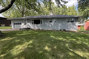 220 Terrace Dr SW, Willmar, MN 56201 - Photo 1