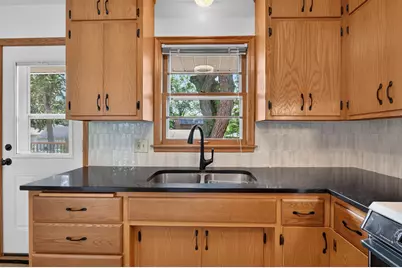2220 Cardinal Place, Saint Paul, MN 55119 - Photo 13