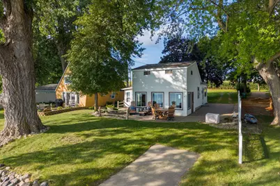7014 Laura Lane, Saint Peter, MN 56082 - Photo 1