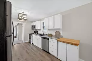 2505 E River Rd NE, Rochester, MN 55906 - Photo 9