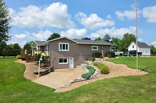 4900 42 Hwy NE, Eyota, MN 55934 - Photo 19