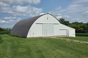 4900 42 Hwy NE, Eyota, MN 55934 - Photo 23